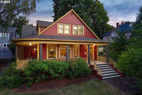 811 OAK ST, Hood River, OR 97031