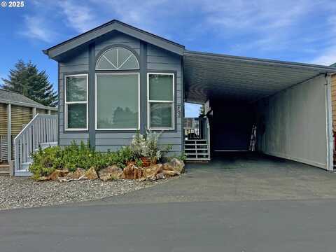 15577 HIGHWAY 101, Brookings, OR 97415
