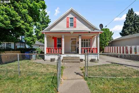 9734 N EXETER AVE, Portland, OR 97203