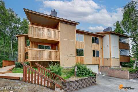 7530 Foxridge Way, Anchorage, AK 99518