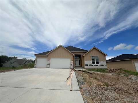 2318 Larkspur Lane, Kearney, MO 64060