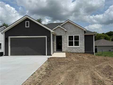 207 S Catalpa Street, Savannah, MO 64485