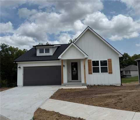 205 S Catalpa Street, Savannah, MO 64485
