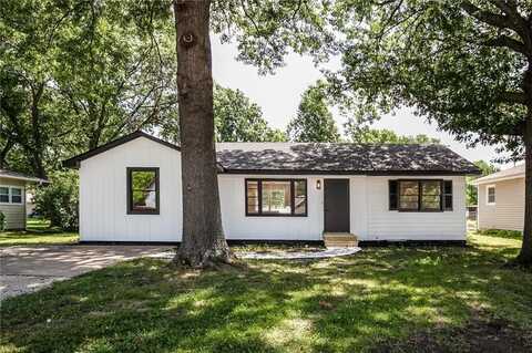1429 S Willow Street, Ottawa, KS 66067