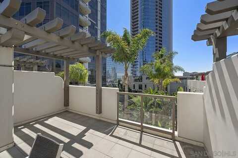 700 W E Street unit: 510, San Diego, CA 92101