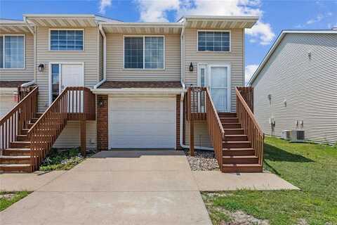 1425 Easton Ln, NorthLiberty, IA 52317