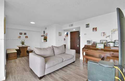 11800 SW 18th Street, Miami, FL 33175