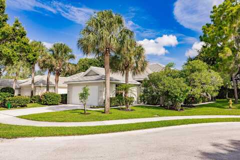 1082 Bedford Avenue, Palm Beach Gardens, FL 33403