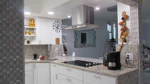 9880 Marina Boulevard, Boca Raton, FL 33428