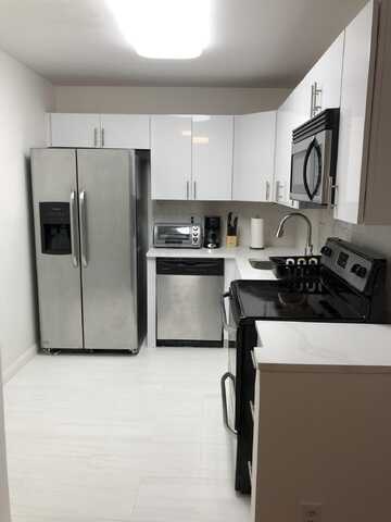 480 NW 20th 2140 Street, Boca Raton, FL 33431