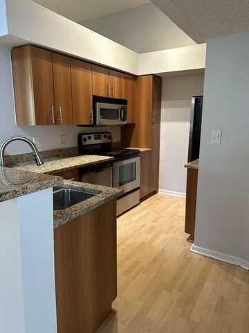 1385 Crystal Way N, Delray Beach, FL 33444