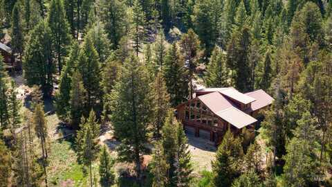 25 Alpine Dr, Stanley, ID 83278