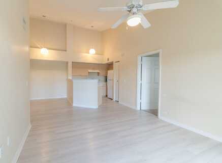 4180 San Marino 306 Boulevard, West Palm Beach, FL 33409
