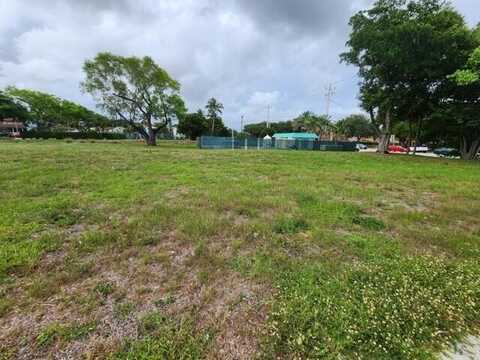 # Lawrence, Boynton Beach, FL 33436