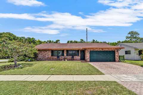 2791 SW 10th Drive, Deerfield Beach, FL 33442