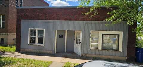 213 Bates Avenue, Saint Paul, MN 55106