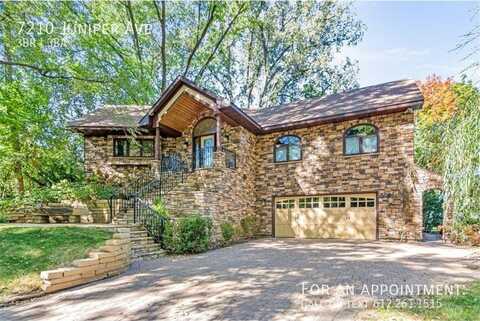 7210 Juniper Avenue, Excelsior, MN 55331