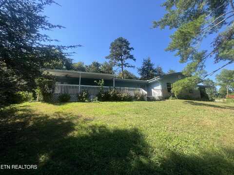 1705 W Brushy Valley Drive, Powell, TN 37849