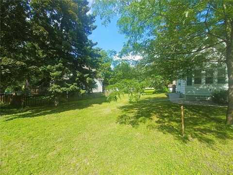 1840 Carl St, Lauderdale, MN 55113