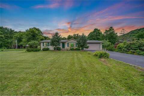 206 West Street, Plum City, WI 54761