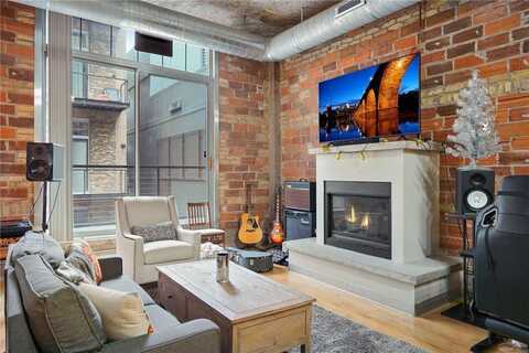 521 S 7th Street, Minneapolis, MN 55415
