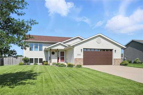 2040 Harbour Oak Drive SE, Owatonna, MN 55060