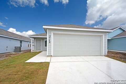 3748 Axis Hill, New Braunfels, TX 78132