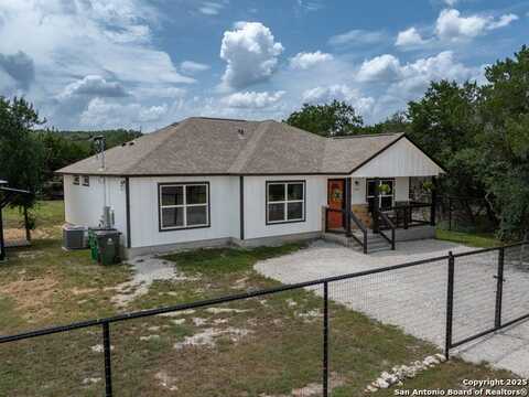 1056 Greenbriar, Canyon Lake, TX 78133