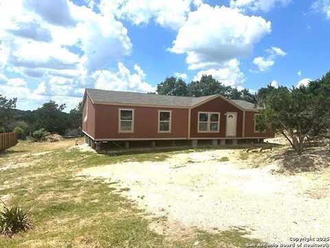 550 Buck Run Pass, Canyon Lake, TX 78133