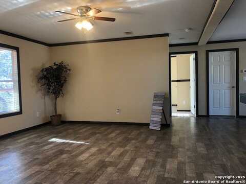 833 Cimarron, Spring Branch, TX 78070