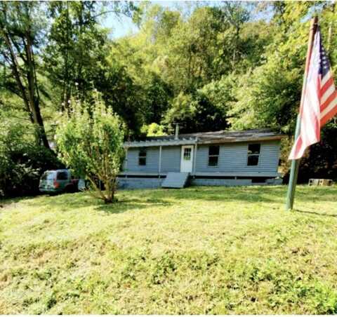 3654 541 Highway, Jackson, KY 41339