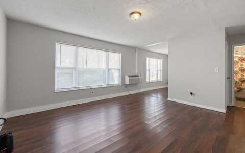 1908 Crums Lane Lane, Louisville, KY 40216