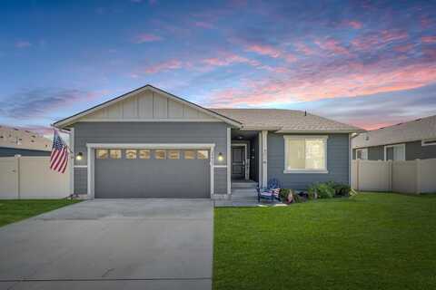 10413 N Belgrave Loop, Hayden, ID 83835
