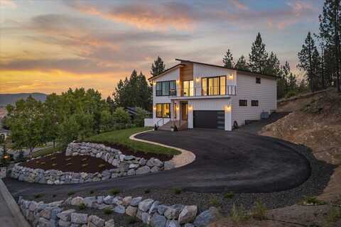 5825 N Del Rey Dr, Spokane, WA 99027
