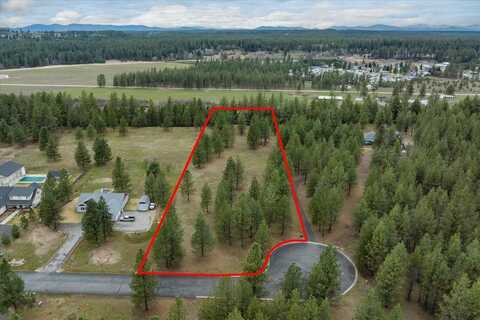 3517 E Elena Ln, Chattaroy, WA 99003
