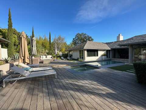 Via Maria, SANTA BARBARA, CA 93111