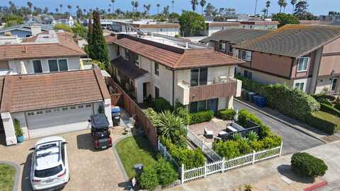250 Ash Avenue, CARPINTERIA, CA 93013