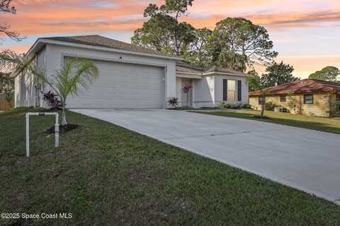982 Pyracantha Street NW, Palm Bay, FL 32907