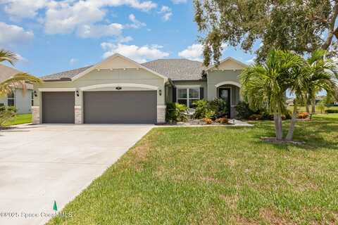 718 Lyndall Lane, Palm Bay, FL 32905