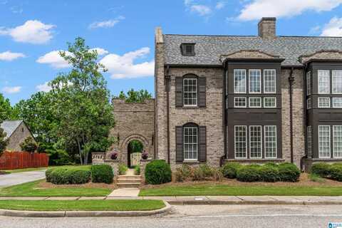 3748 VILLAGE CENTER WAY, HOOVER, AL 35226