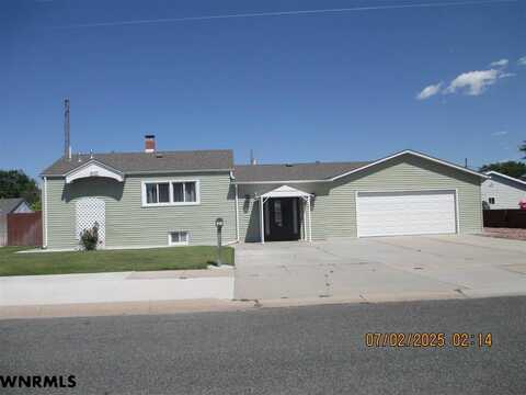 1615 15TH AVENUE, SCOTTSBLUFF, NE 69361