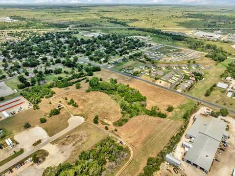 222 N Millheisler Rd, El Dorado, KS 67042