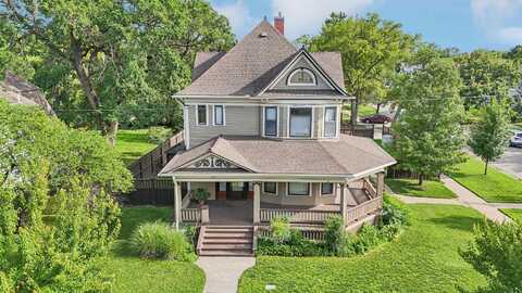 1919 W Douglas Ave, Wichita, KS 67213
