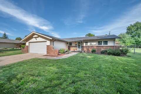 934 S Broadmoor, Wichita, KS 67207