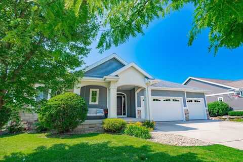 1012 Millies Way, Waunakee, WI 53597