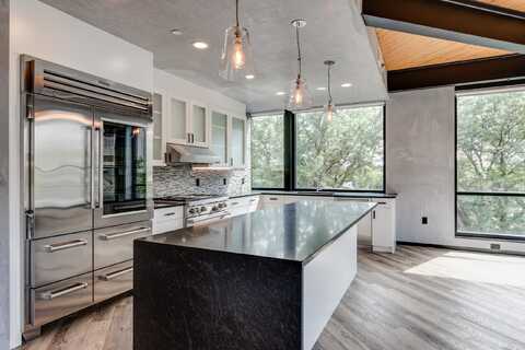 211 S Henry Street, Madison, WI 53703