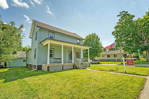 491 FULLER Street, Columbus, WI 53925