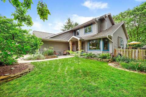 21 Torrey Pines Court, Madison, WI 53717