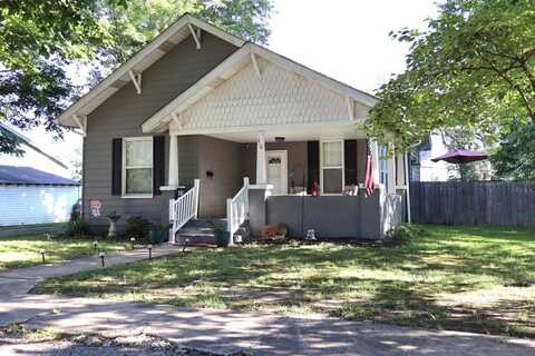 316 W Bain St, Dexter, MO 63841