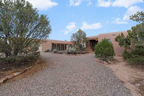 414 Graham Avenue, Santa Fe, NM 87501